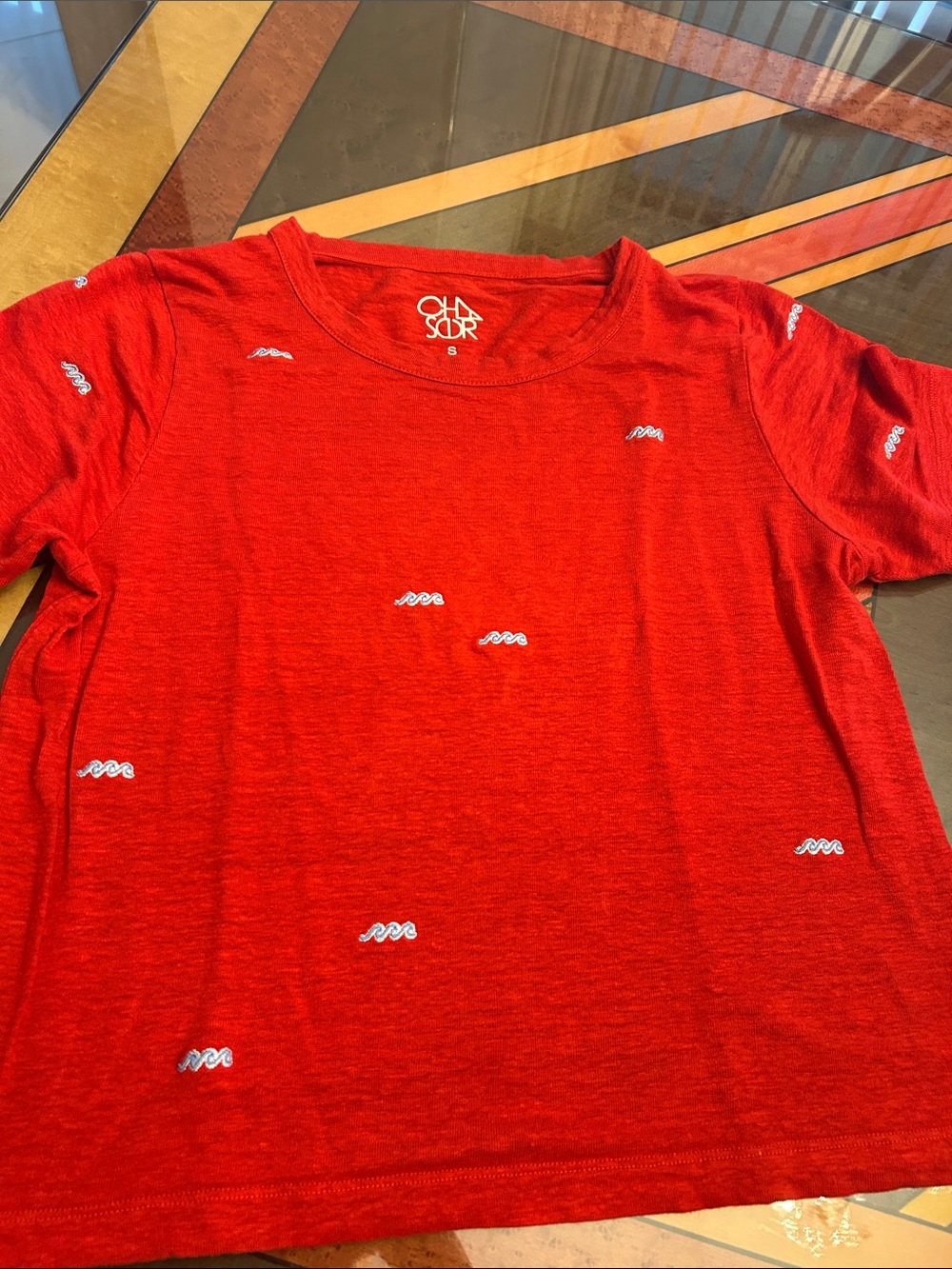 red linen tshirt (S)